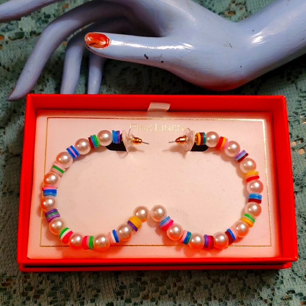 Pink linen rainbow pearl hoops